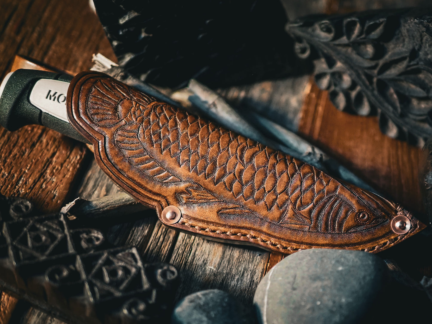 001 Red Arowana - Morakniv Sheath